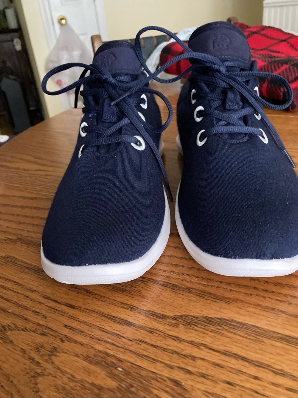 Merinos women navy/white lace ups 11W